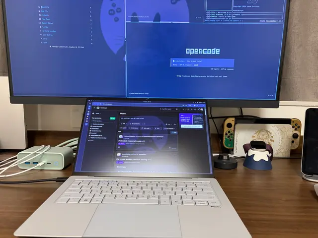 Asus Expertbook Ultra w Intel Panther Lake